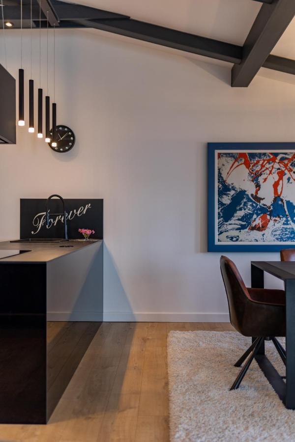 Forever Apartment *